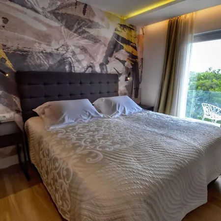 Villa Luxury Divine With Private Heated Pool, Jacuzzi And Gym Near The Sea In Primosten