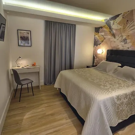 Villa Luxury Divine With Private Heated Pool, Jacuzzi And Gym Near The Sea In Primosten