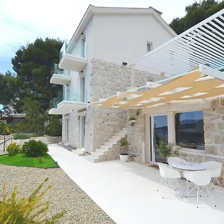 Villa Luxury Divine With Private Heated Pool, Jacuzzi And Gym Near The Sea In *