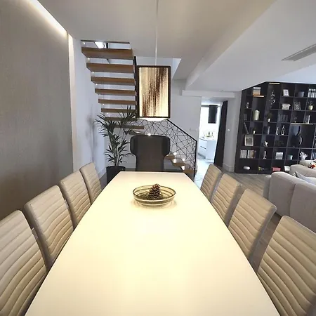 Villa Luxury Divine With Private Heated Pool, Jacuzzi And Gym Near The Sea In *