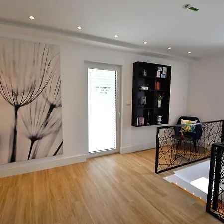 Luxury Divine With Private Heated Pool, Jacuzzi And Gym Near The Sea In *